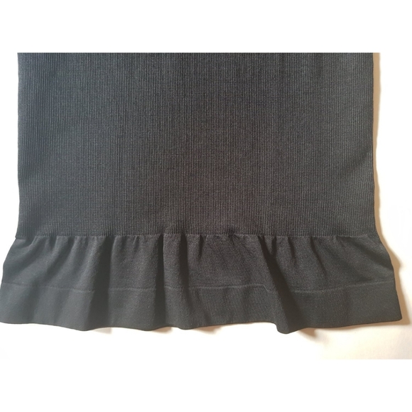 Marilyn Monroe Racerback Cami Shapewear - Picture 5 of 11